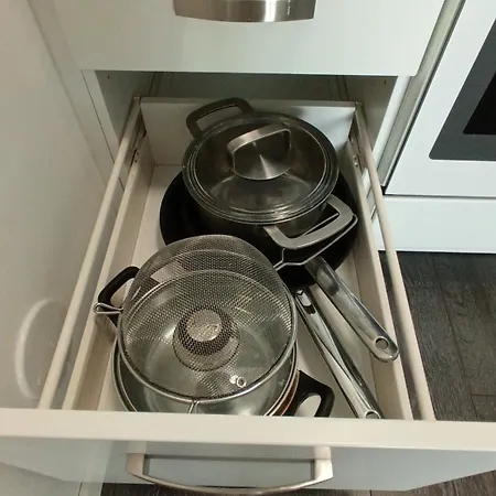 Modern Flat- Arrive Late, Leave Late * Pori